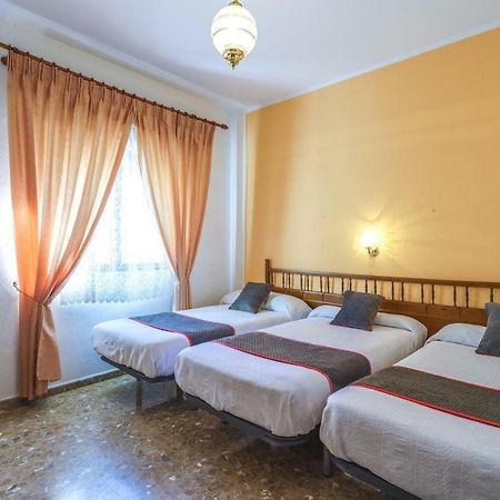 Hotel Restaurante Moya モネステリオ エクステリア 写真